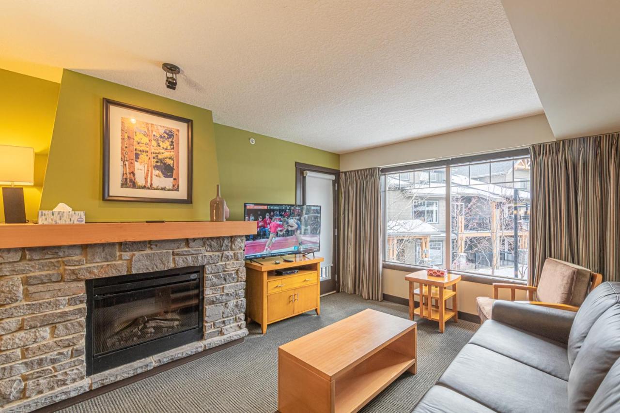 Copperstone Resort - Mountain View 2 Bedroom Condo Канмор Экстерьер фото