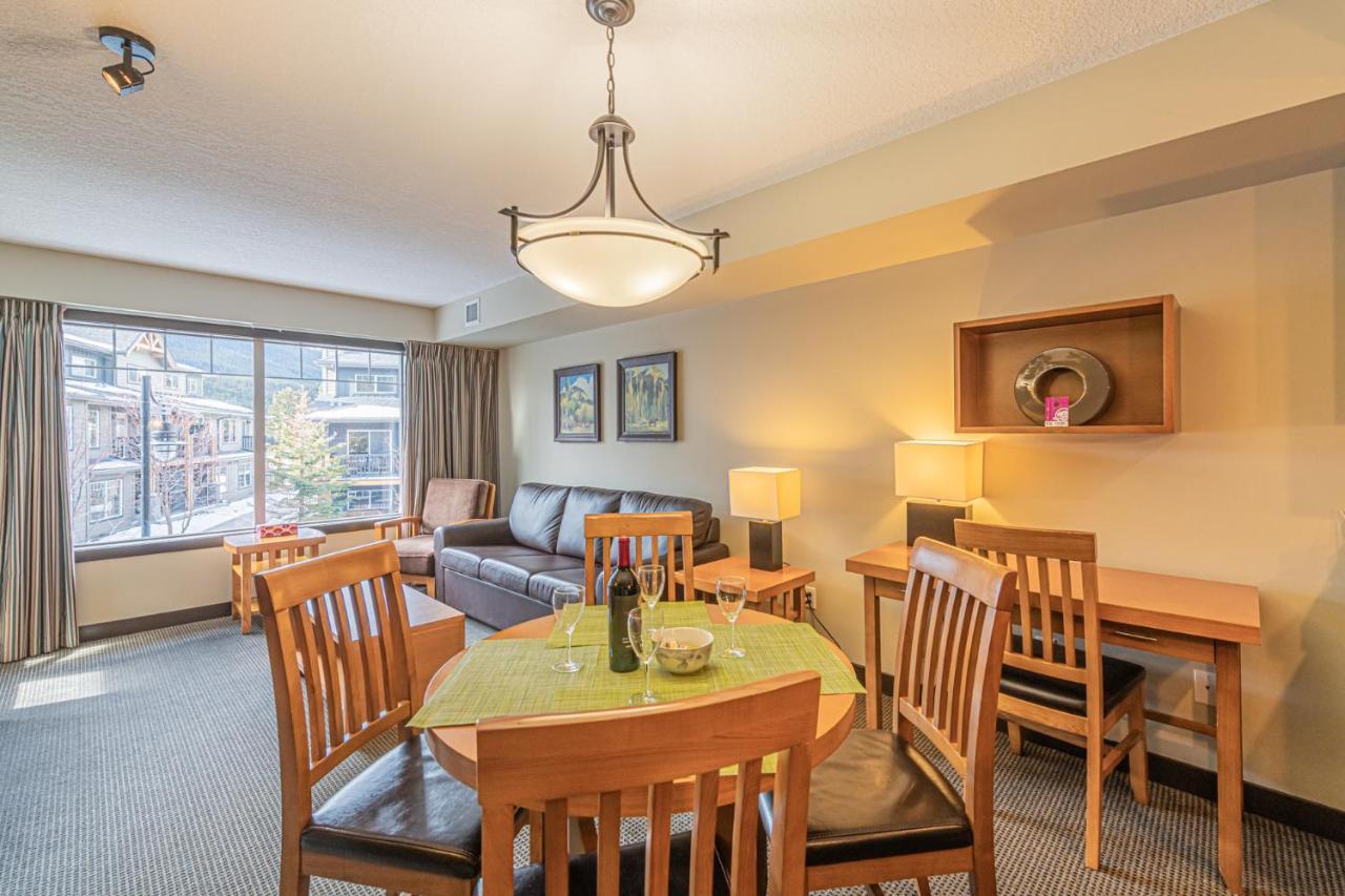Copperstone Resort - Mountain View 2 Bedroom Condo Канмор Экстерьер фото